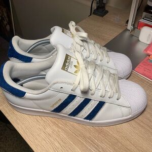 Adidas superstar